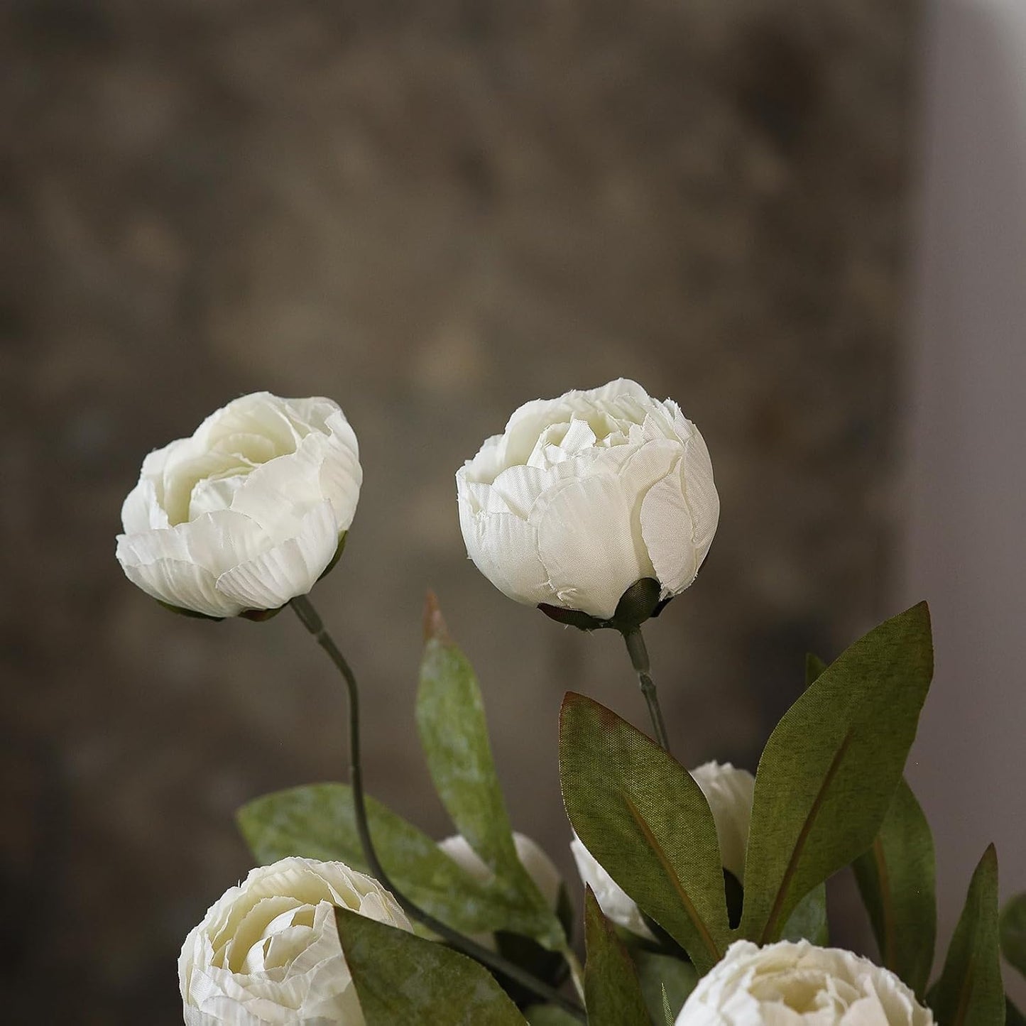🌸 Elegant Artificial Flower Centerpiece 🌿 – Cozy Home Decor ✨