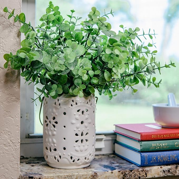 🌿 Cozy Farmhouse Eucalyptus Decor 🍃 – Lush & Lifelong